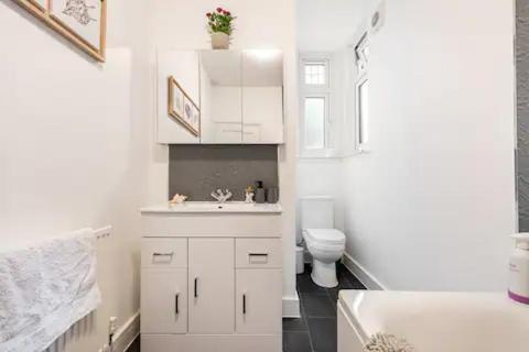 Garden Flat In Central Location Apartment ลอนดอน ภายนอก รูปภาพ