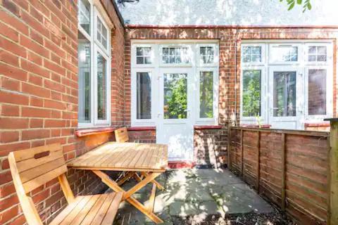 Garden Flat In Central Location Apartment ลอนดอน ภายนอก รูปภาพ